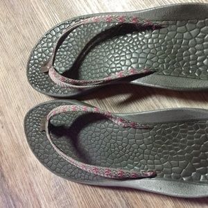 Chaco Flip Flops W11